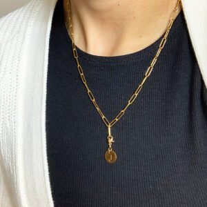 Collier charms lettre J 3