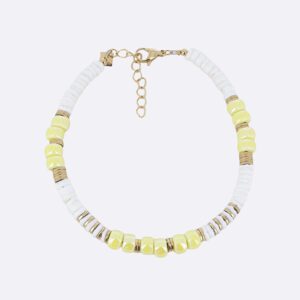 chaîne de cheville Heishi perles blanches et nacrées jaunes 1