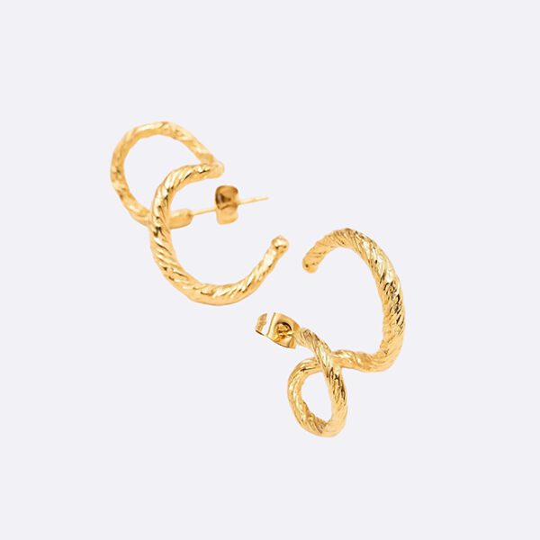 Boucles d'oreilles lobes effet manchette torsadées 1